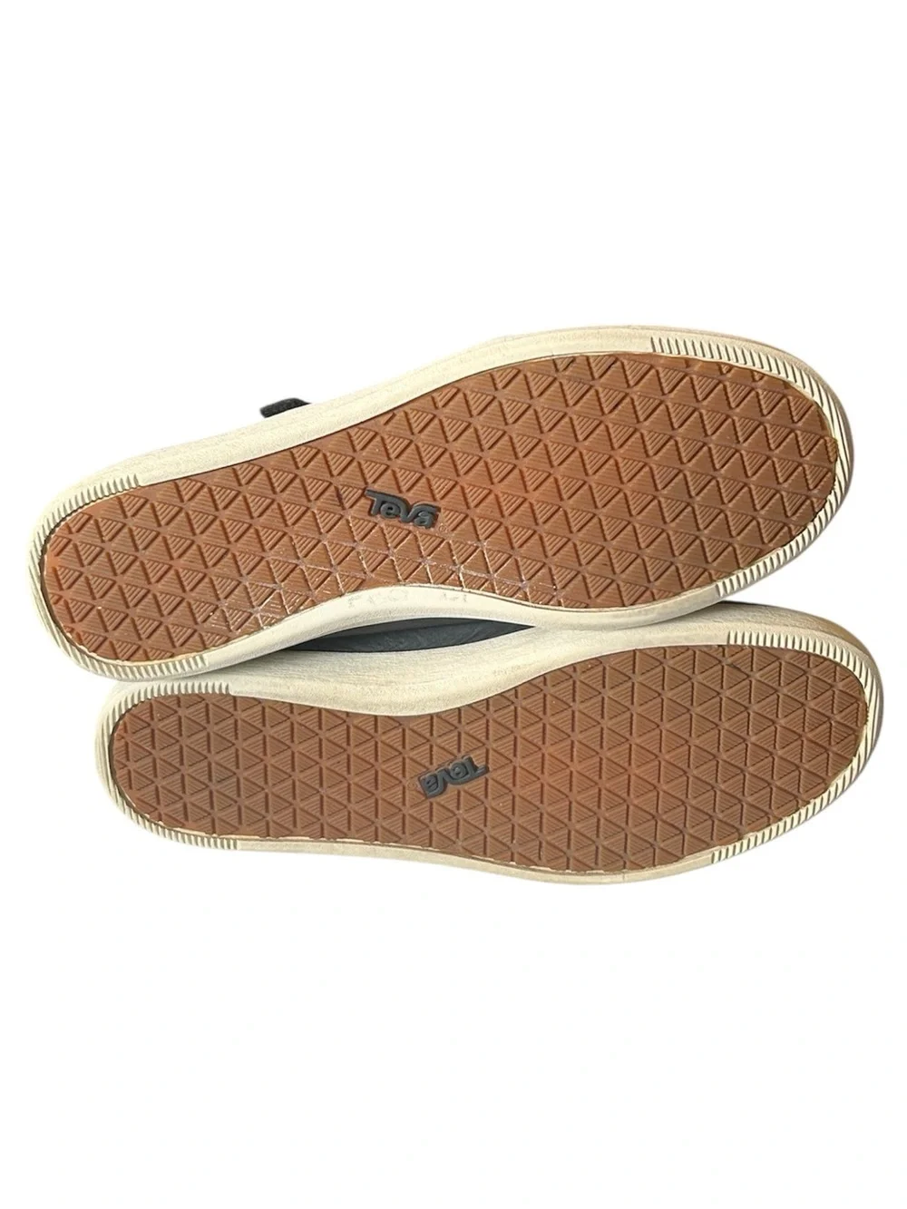 Teva Willow Chukka High Top Sneaker Size 8